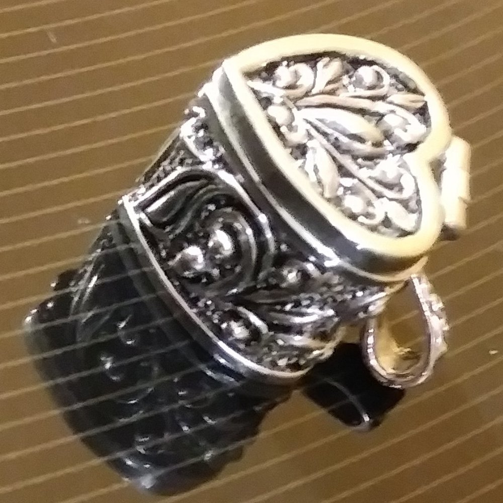 Tarnished Silver Luv Bucket Locket Charm >VIDEO!!!